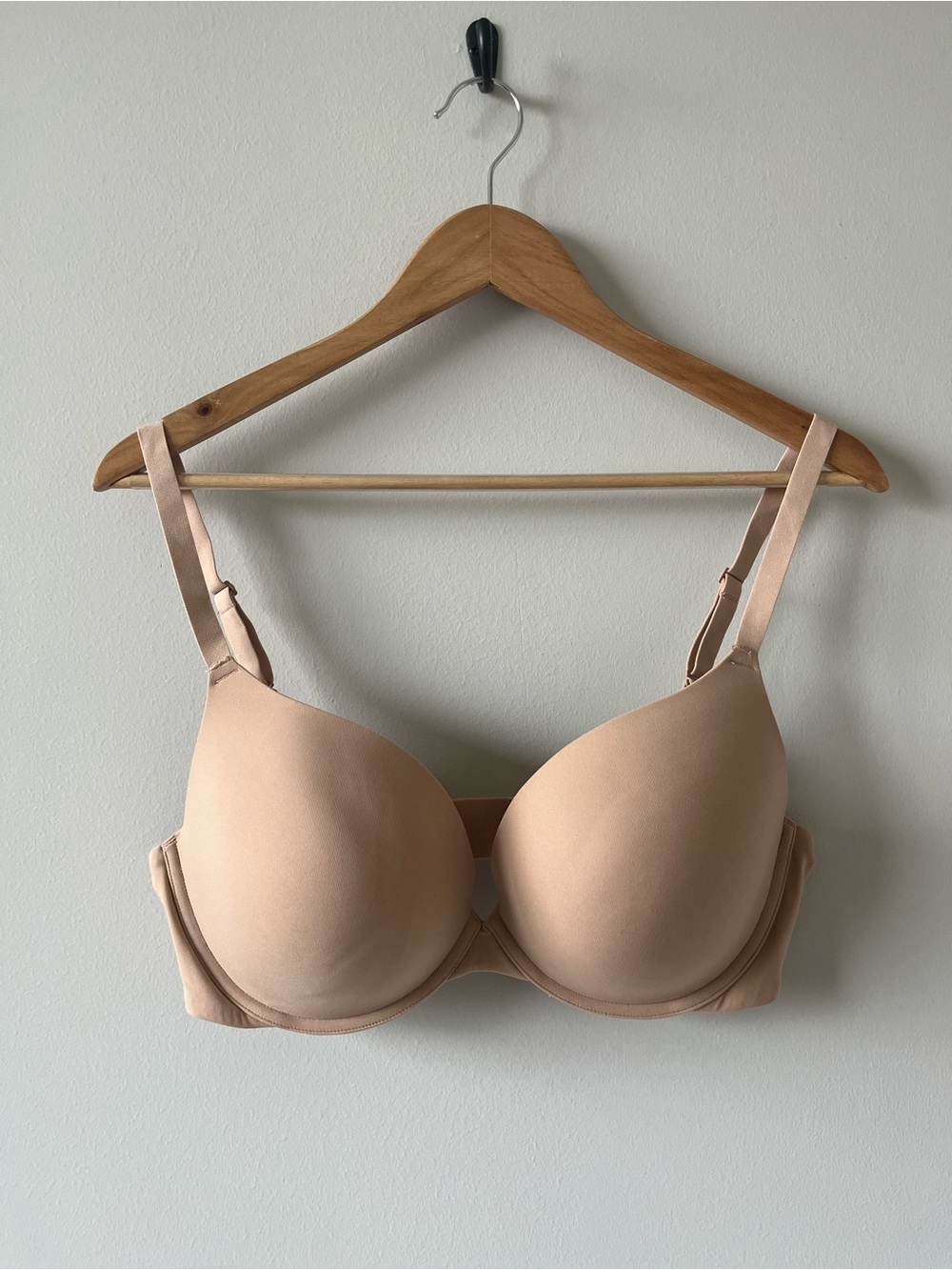 SKIMS Fits Everybody Push-Up Demi Bra 40D NWT Clay Color